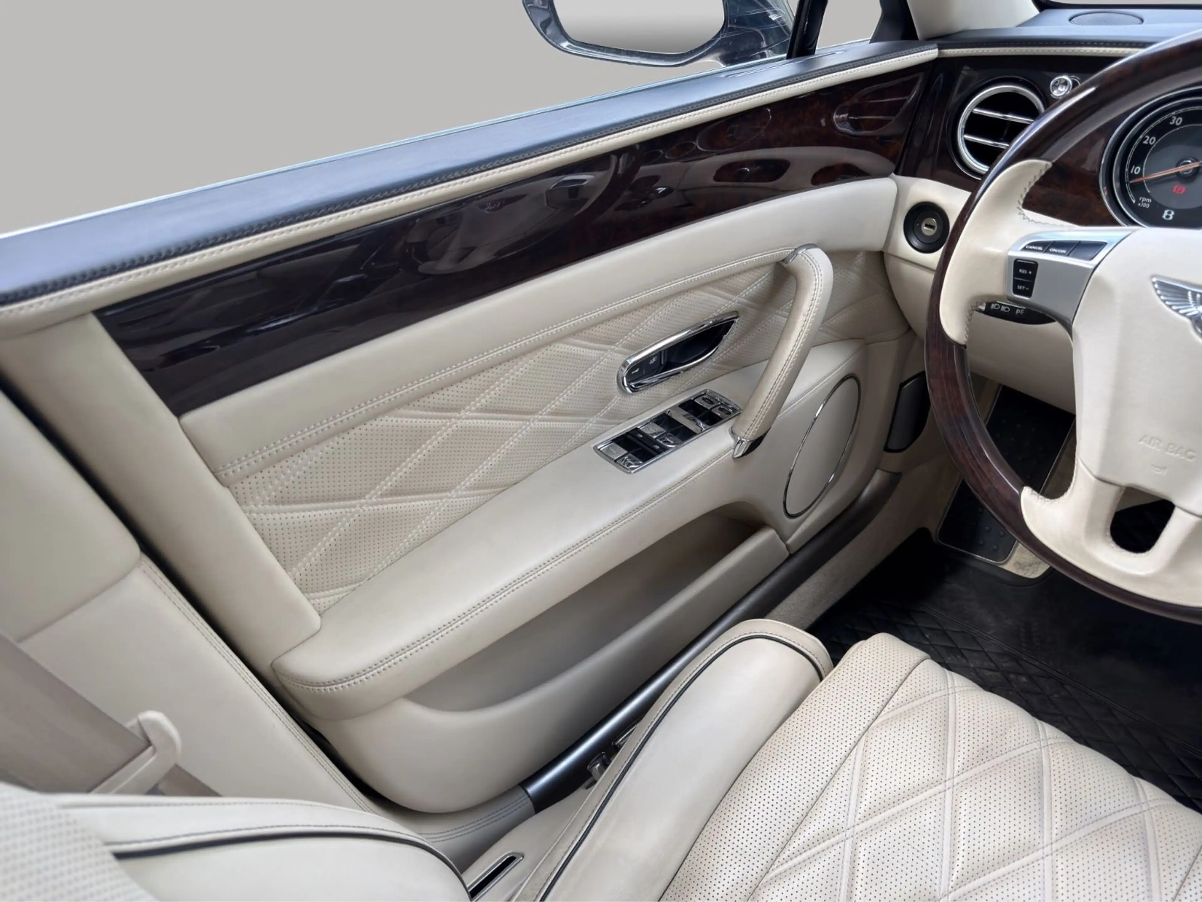 Bentley Flying Spur Continental 6.0 W12 Bi-Turbo Flying Spur — photo 13