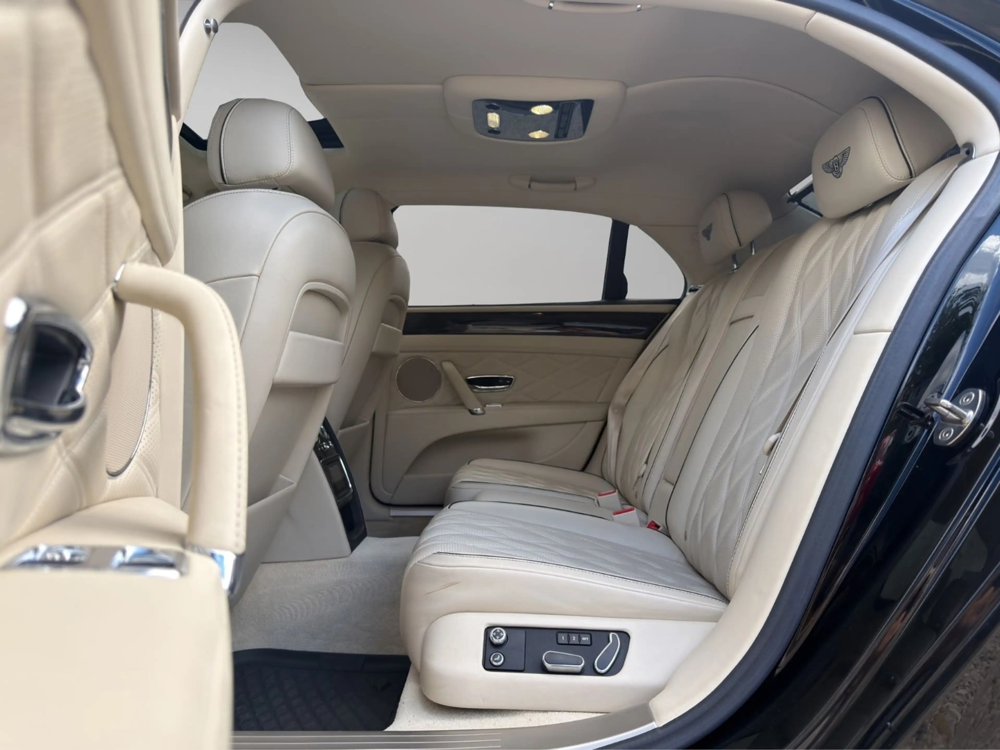 Bentley Flying Spur Continental 6.0 W12 Bi-Turbo Flying Spur — photo 14