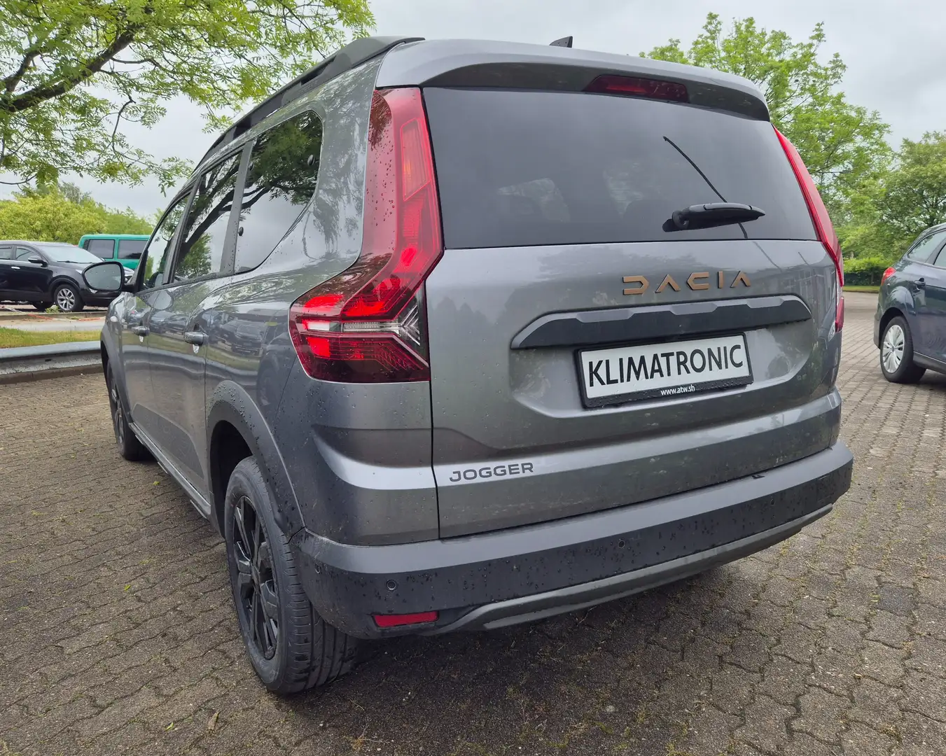 Dacia Jogger Extreme TCe 110 Kamera Winter- City Paket 7. Sitze Gris - 2