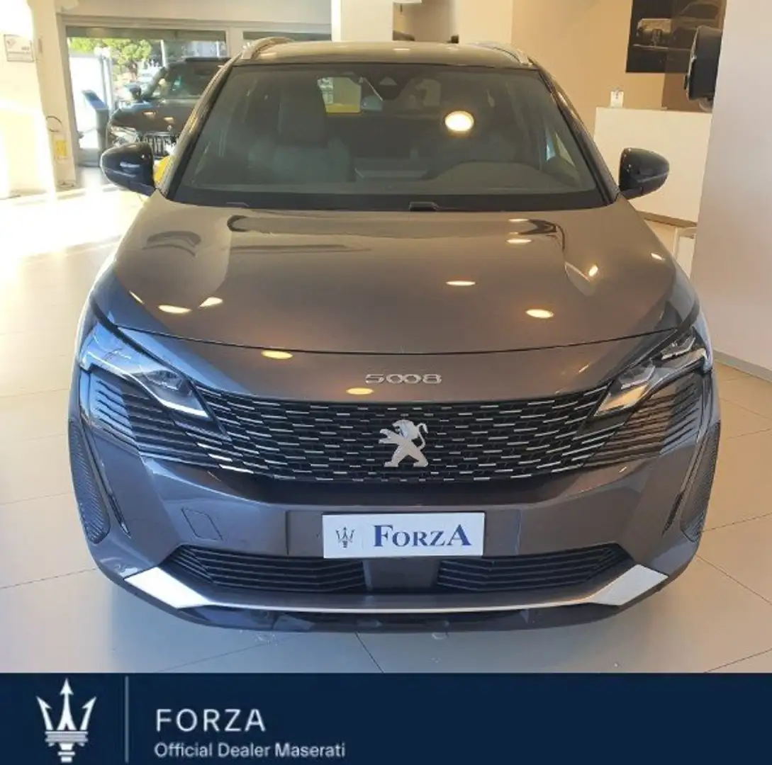 Peugeot 5008 5008 II 2021 1.5 bluehdi Allure Pack s Schwarz - 1