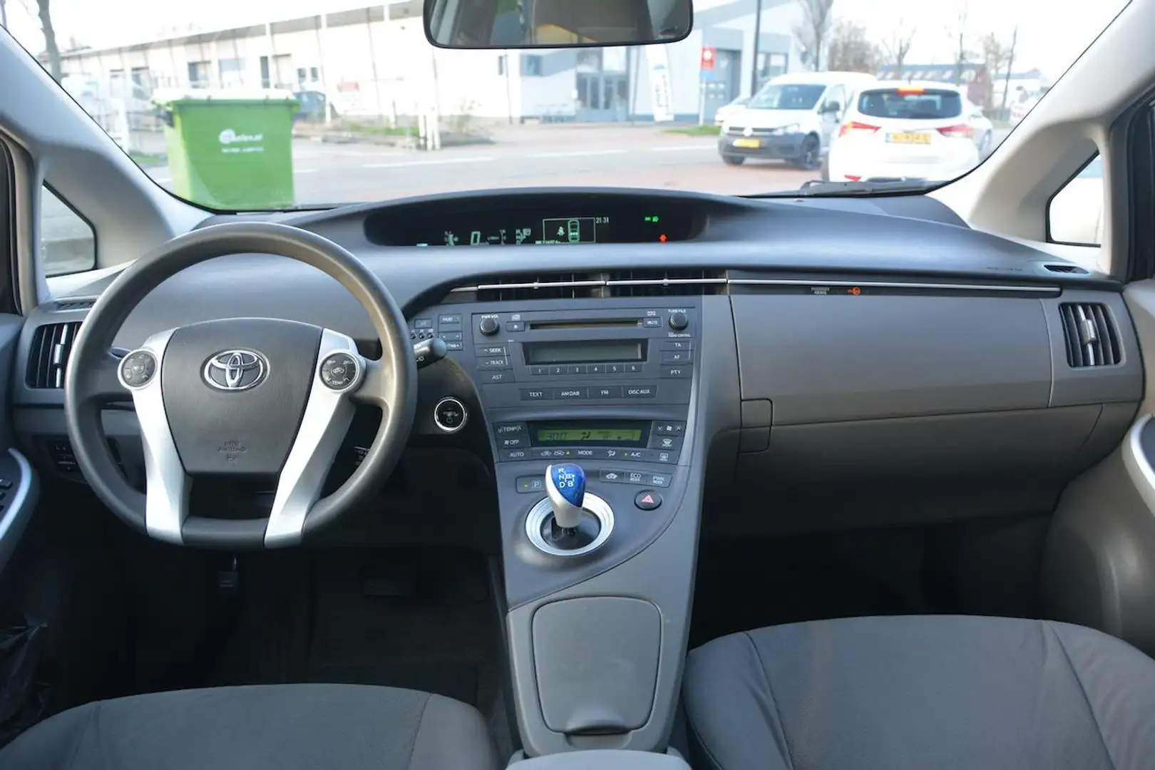 Toyota Prius 1.8 Comfort Clima|Cruise|Tel|Nieuwe APK Schwarz - 2