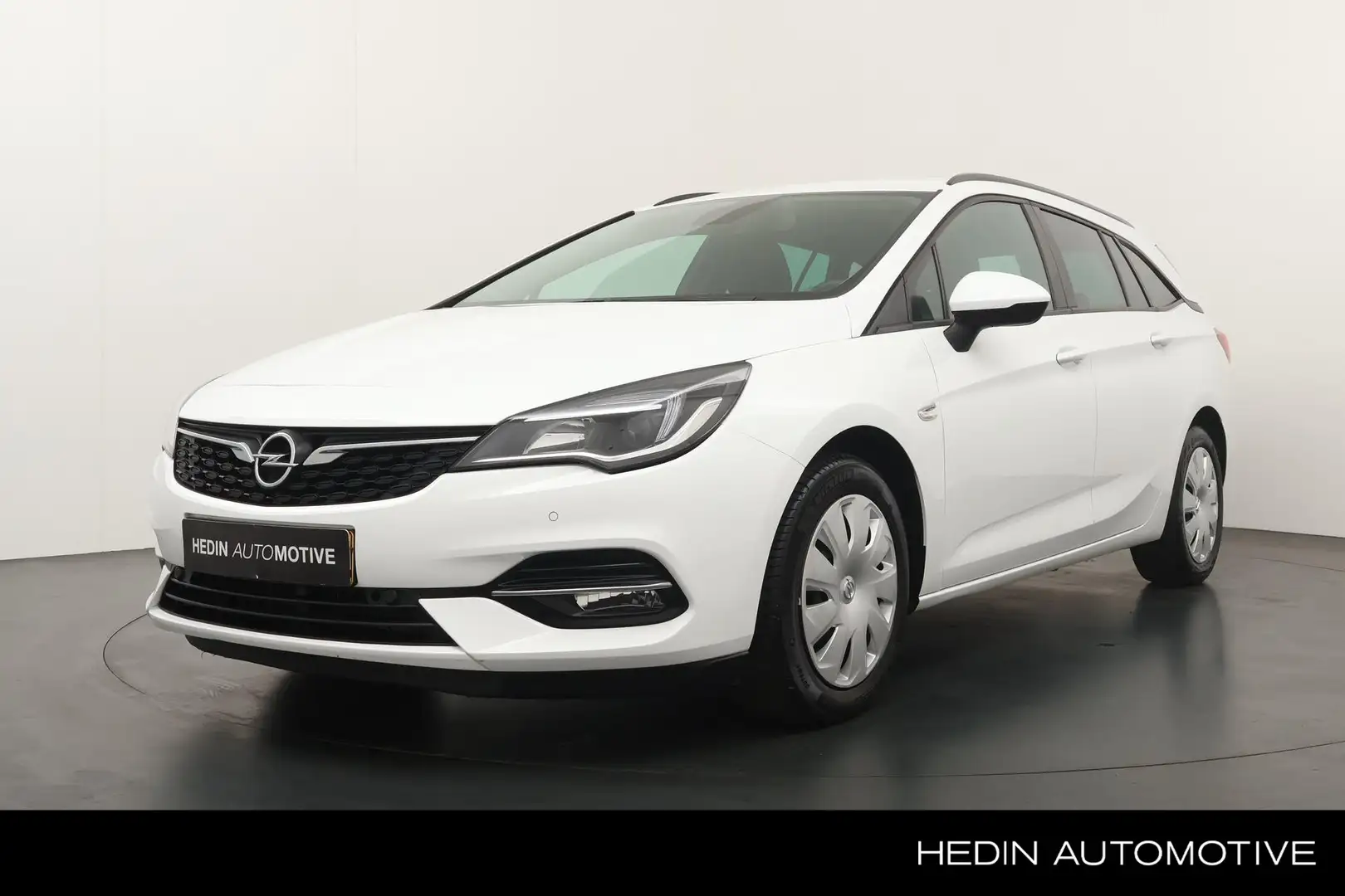 Opel Astra Sports Tourer 1.2 130pk Business Edition | Trekhaa Wit - 1