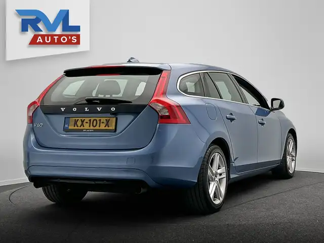 Volvo V60 view 5