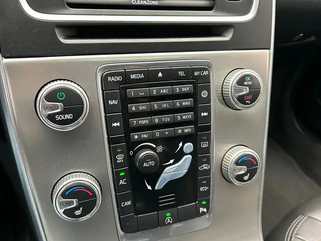 Volvo V60 view 16