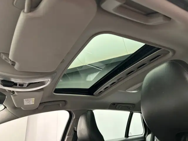 Volvo V60 view 15
