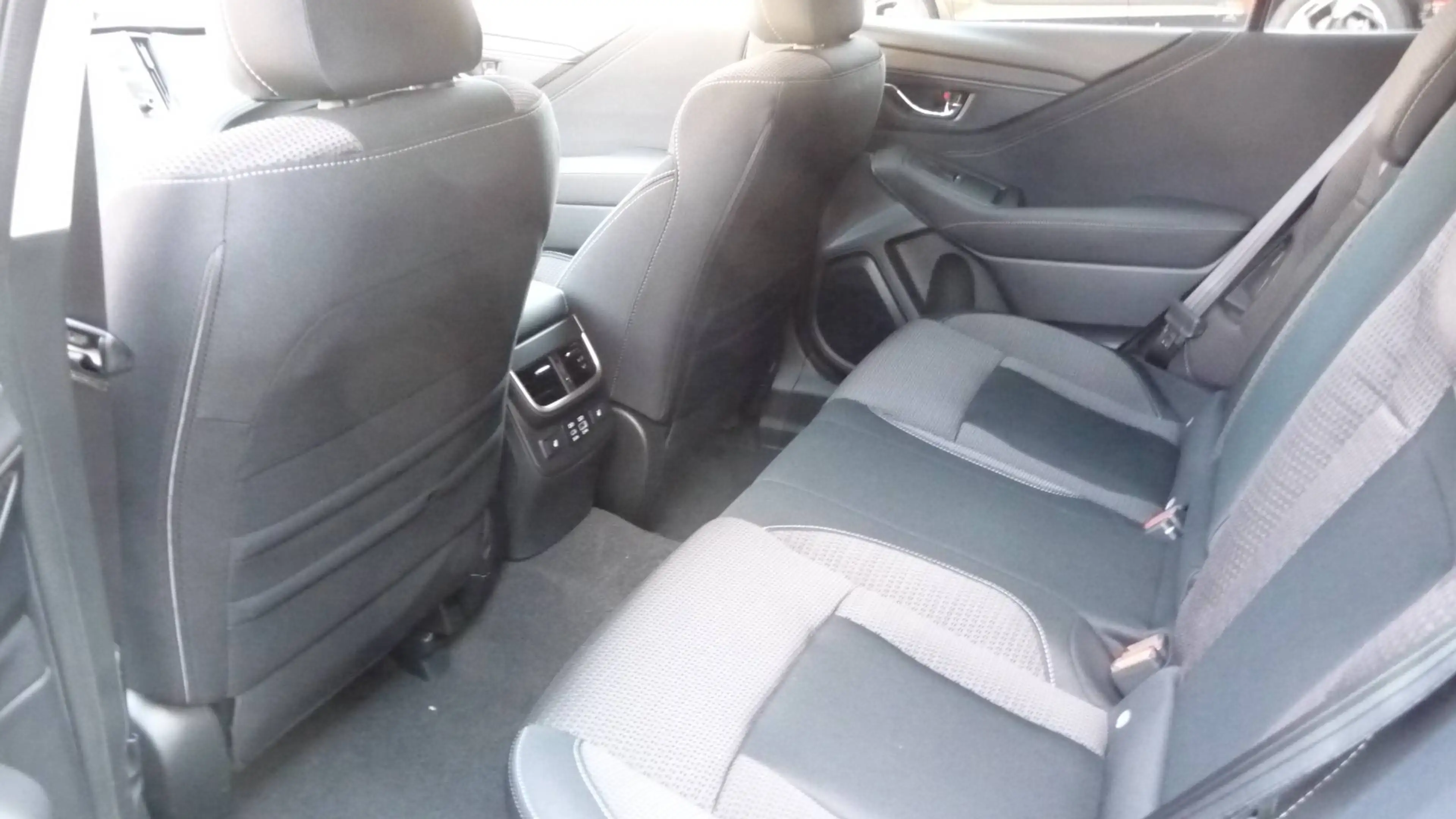 Subaru OUTBACK Outback 2.5i Lineartronic Active — photo 6