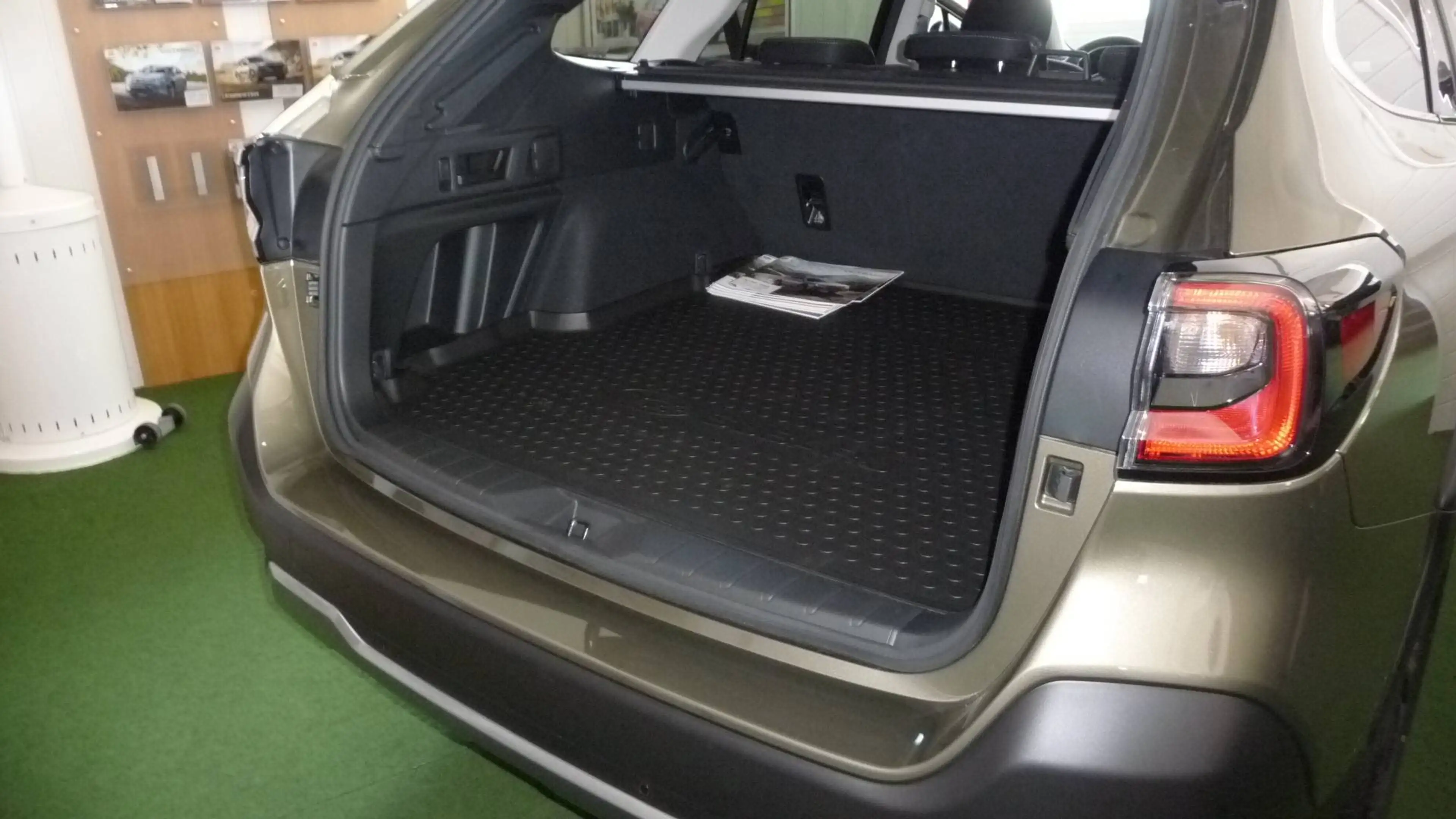 Subaru OUTBACK Outback 2.5i Lineartronic Active — photo 15