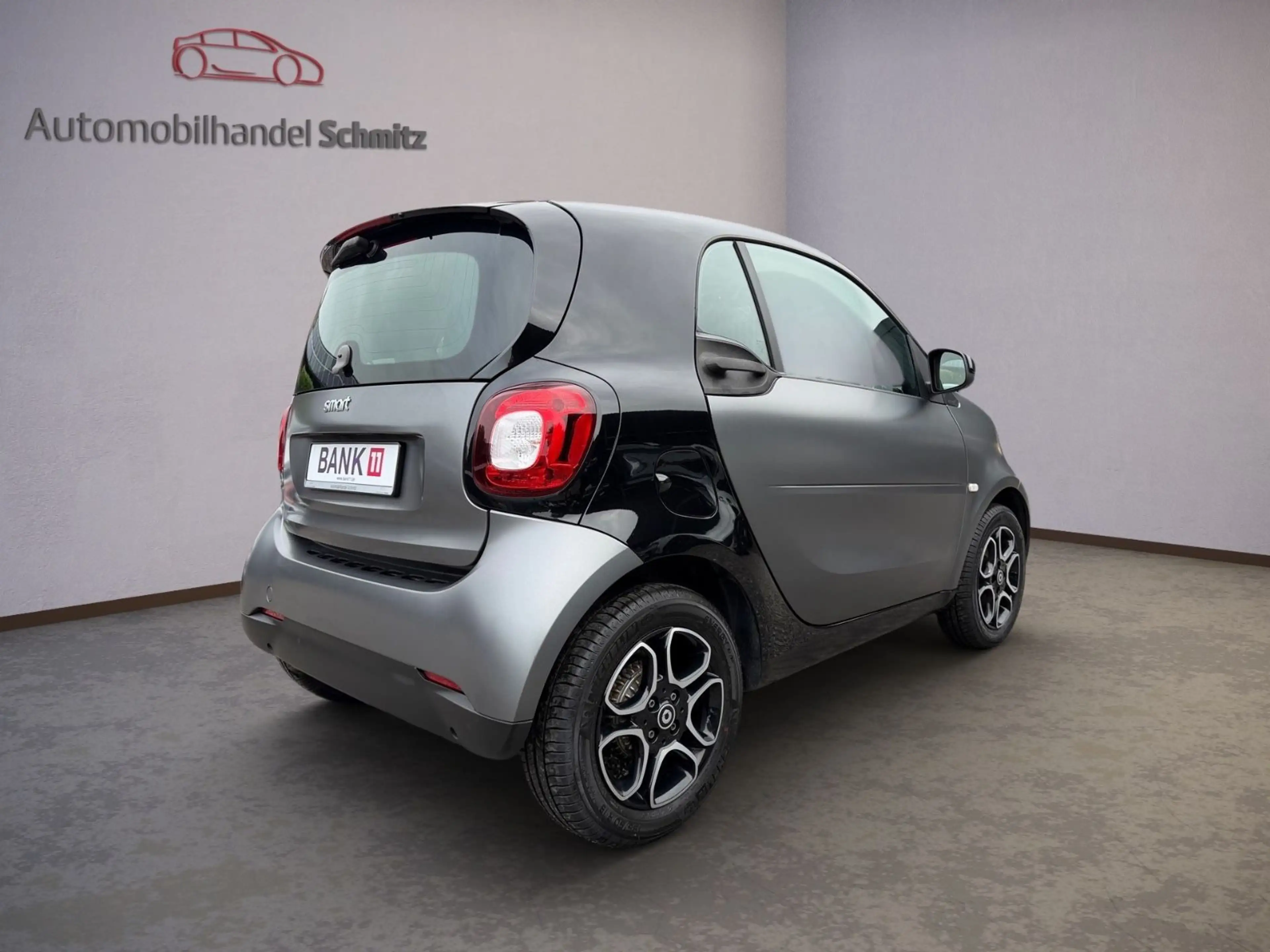 smart forTwo 1.0 Prime * Titania Grey Matt* Leder SHZ — photo 5