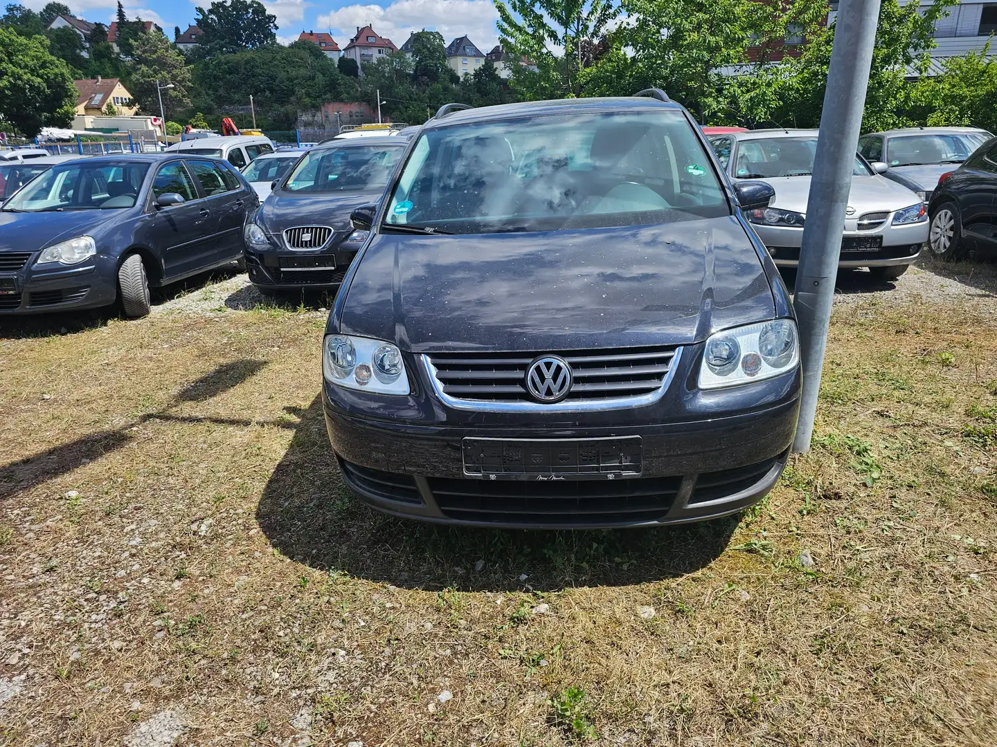 Volkswagen Touran Conceptline Schwarz - 1