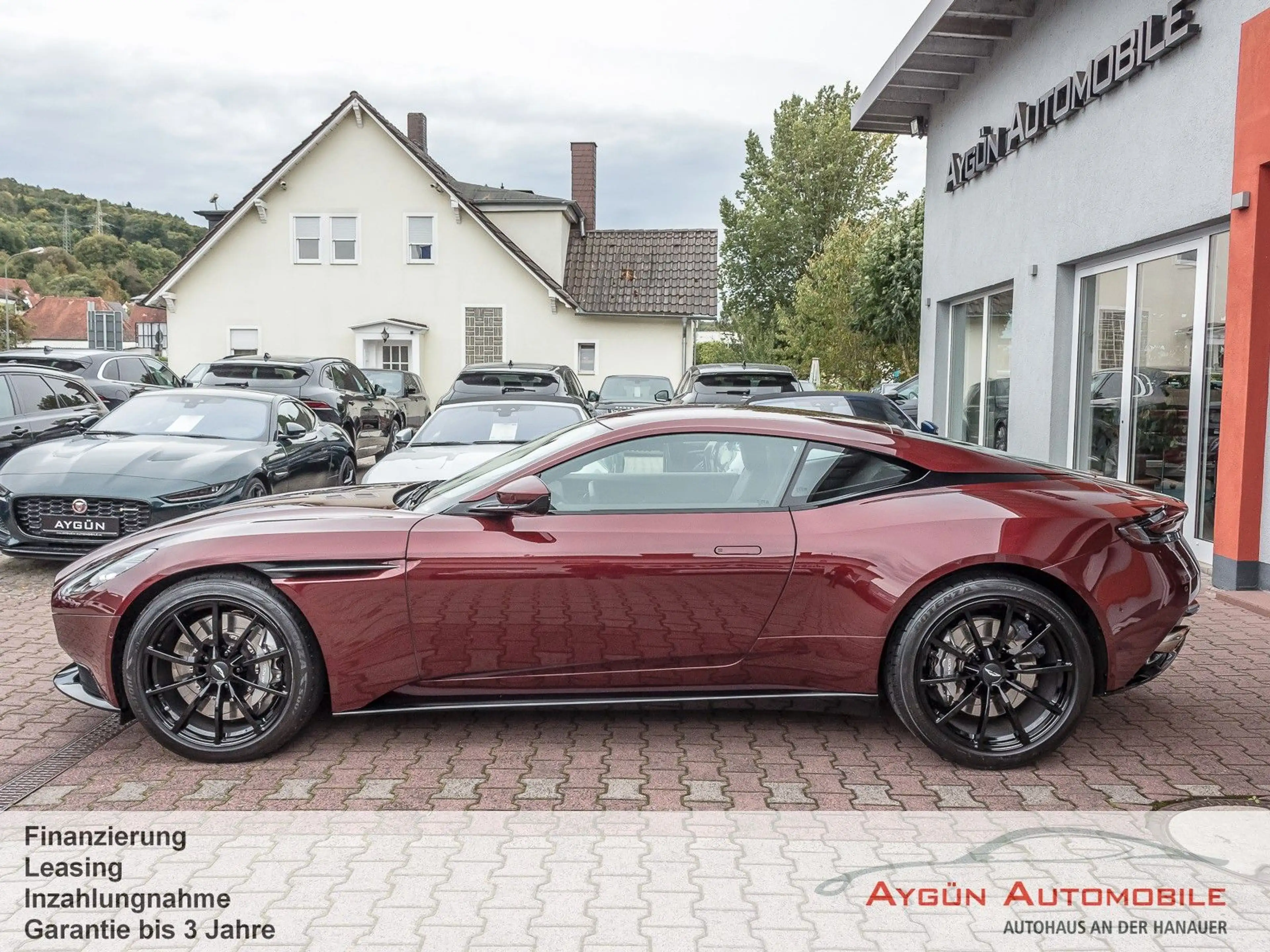 Aston Martin DB11 V12 Coupe AMR*B&O*360-Kamera*2+2 Sitze* — photo 7