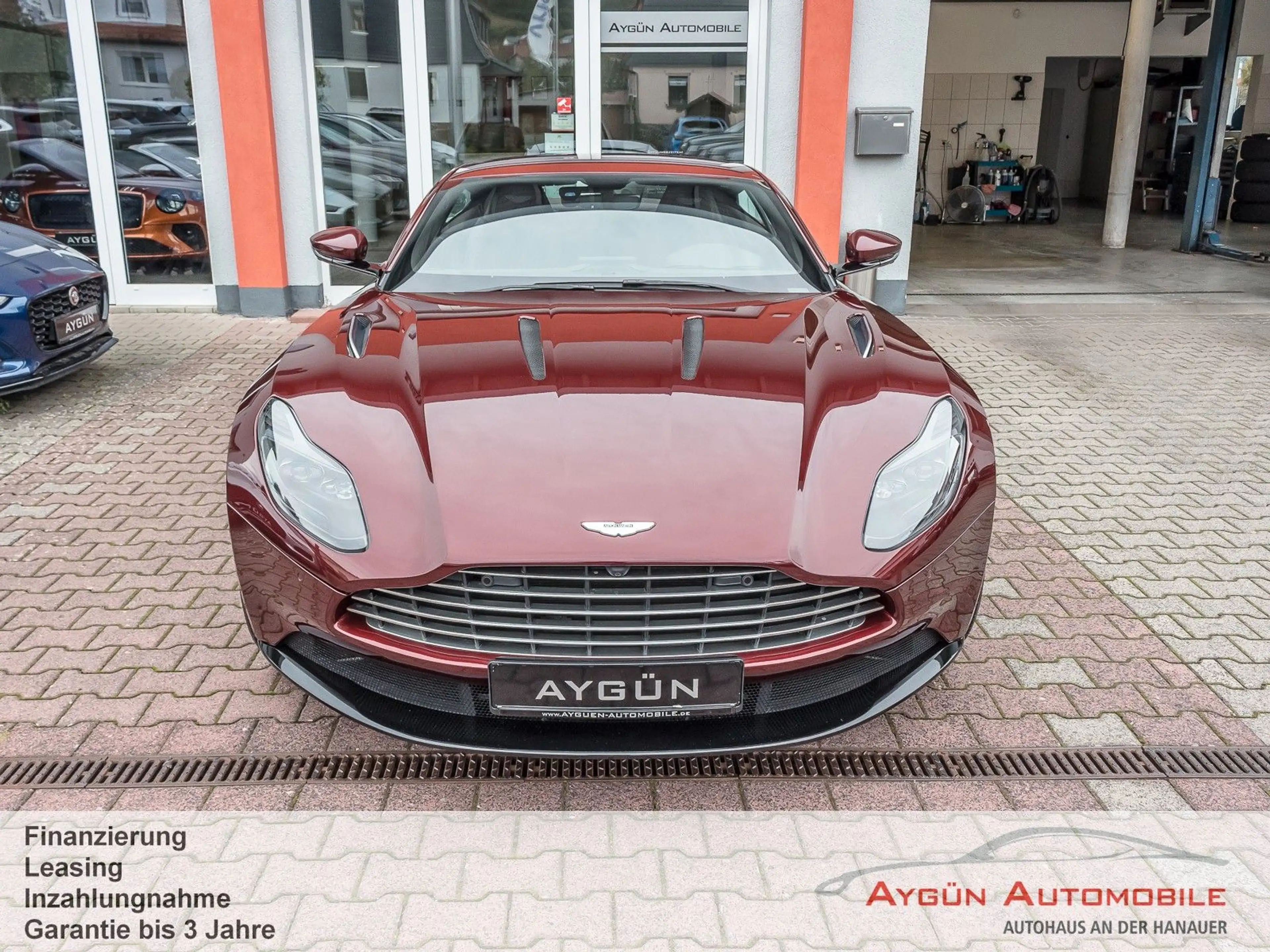 Aston Martin DB11 V12 Coupe AMR*B&O*360-Kamera*2+2 Sitze* — photo 2