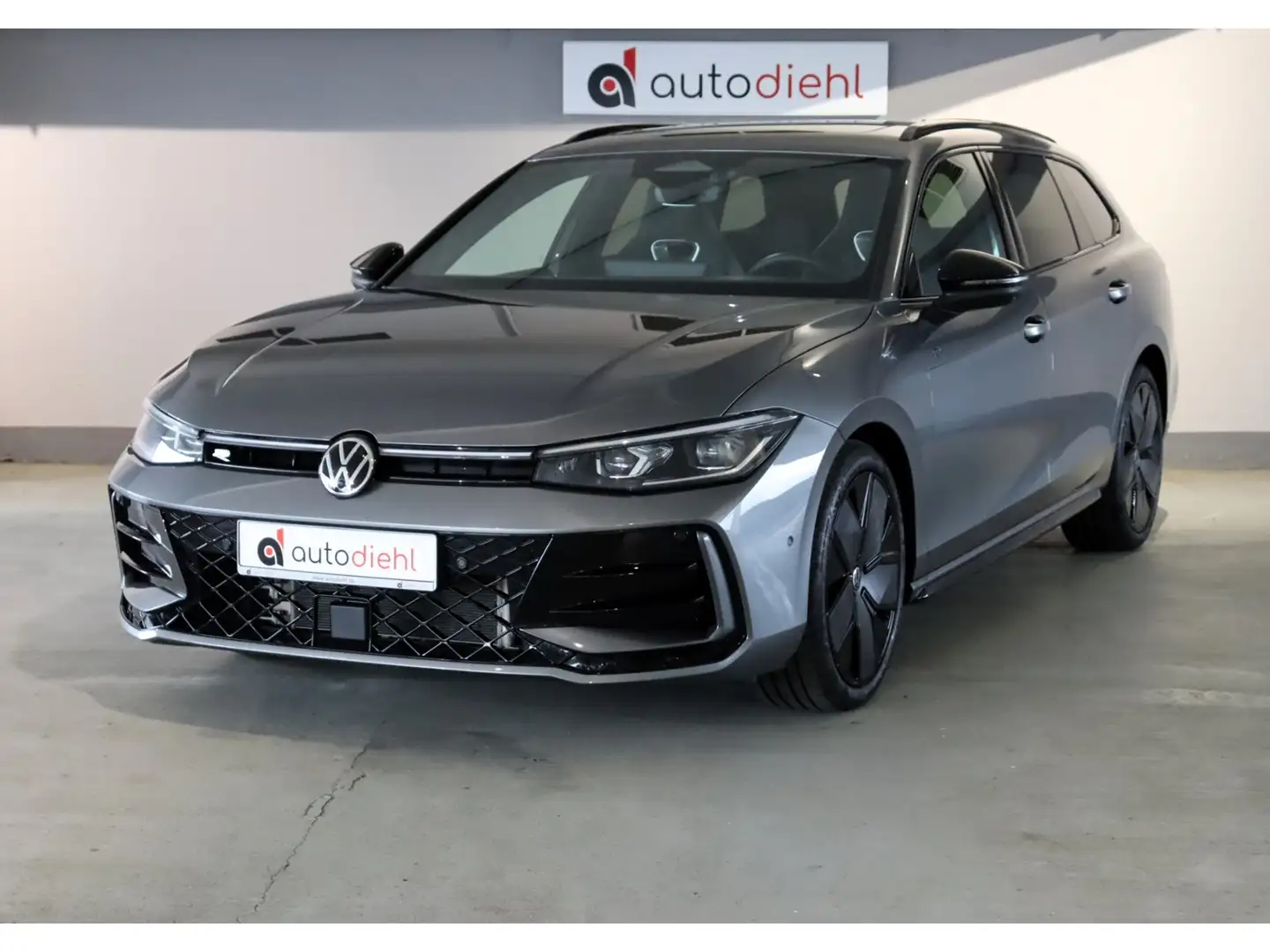 Volkswagen Passat Variant 2.0 TDI DSG 4M R-Line*Standh*Pano Grau - 2