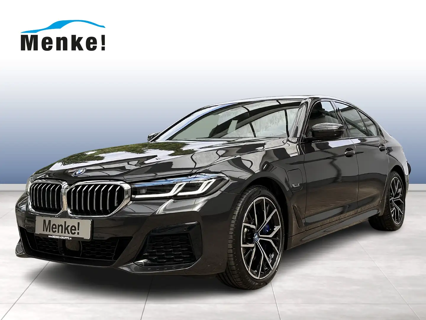 BMW 545 e xDrive A M Sportpaket Head-Up HK HiFi DAB Gris - 1
