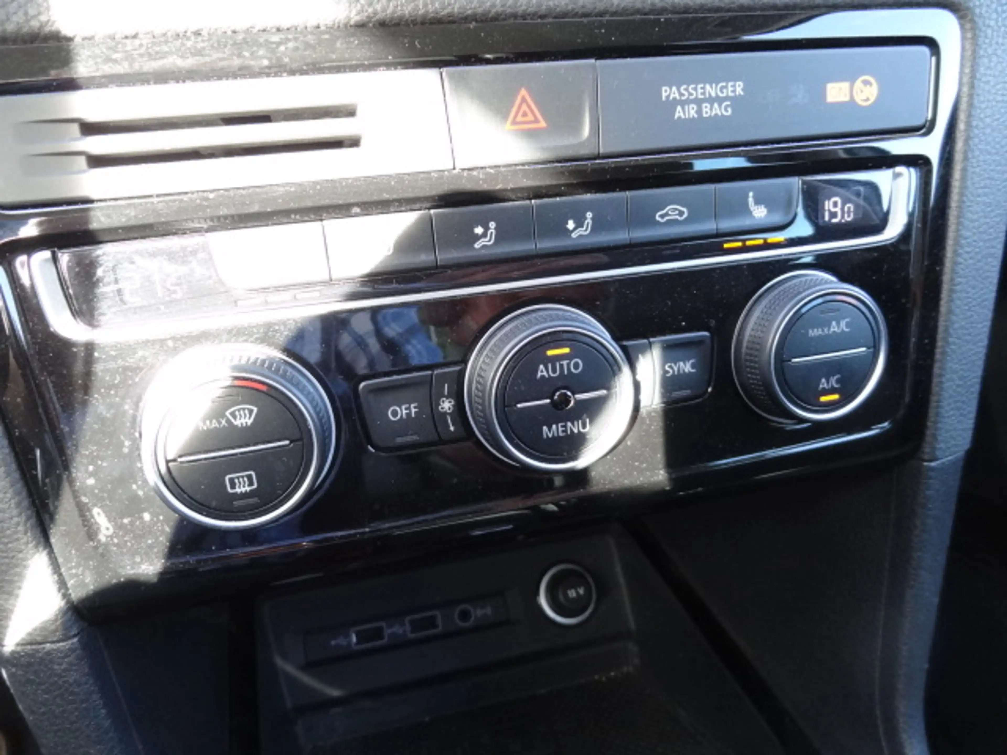Volkswagen Golf Sportsvan Golf VII Sportsvan 1.5 TSI ACT DSG Highline AHZV, Navi, SHZ, Paket Assistenz,LED-Scheinwerfer — photo 12