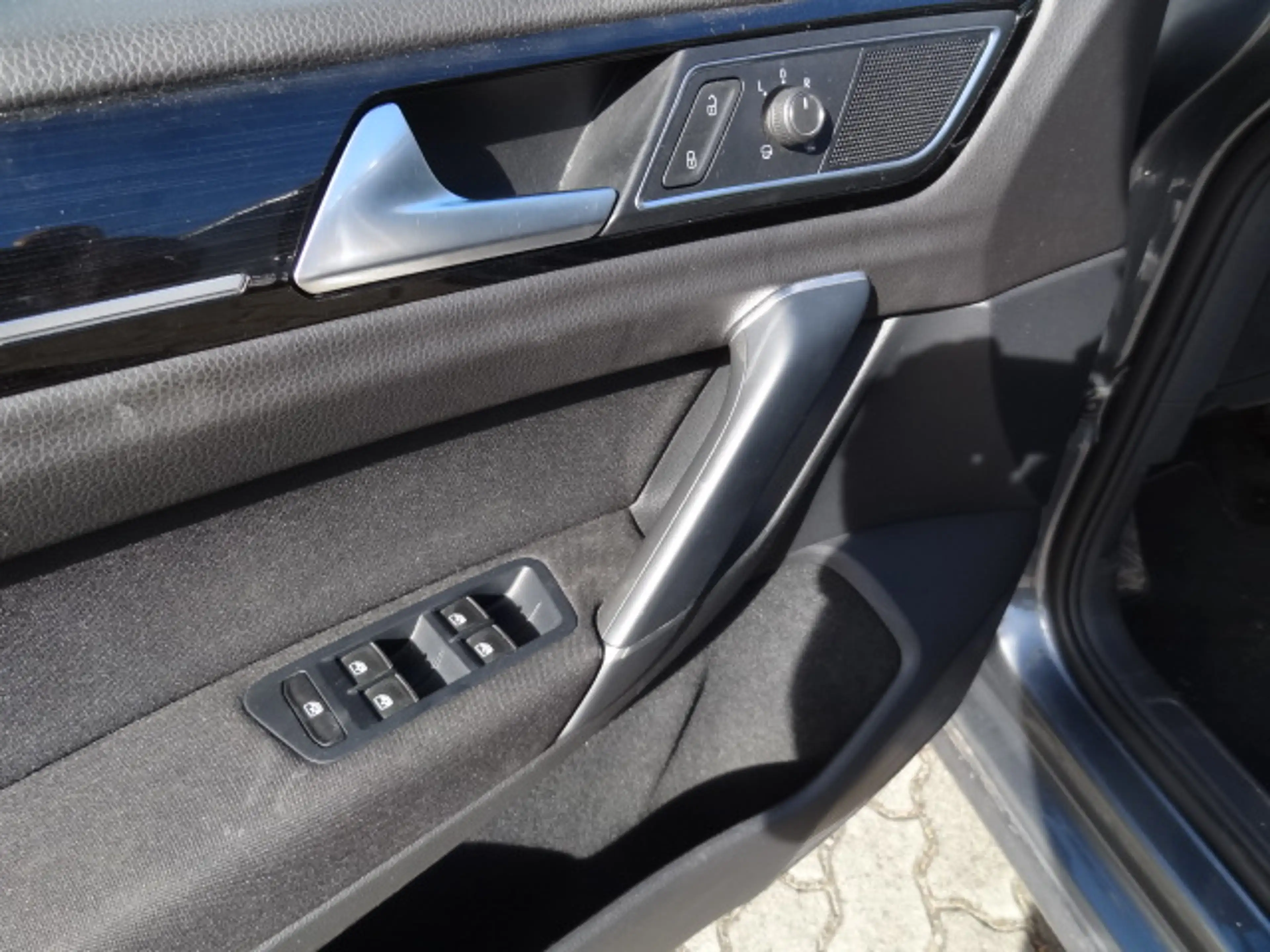 Volkswagen Golf Sportsvan Golf VII Sportsvan 1.5 TSI ACT DSG Highline AHZV, Navi, SHZ, Paket Assistenz,LED-Scheinwerfer — photo 6