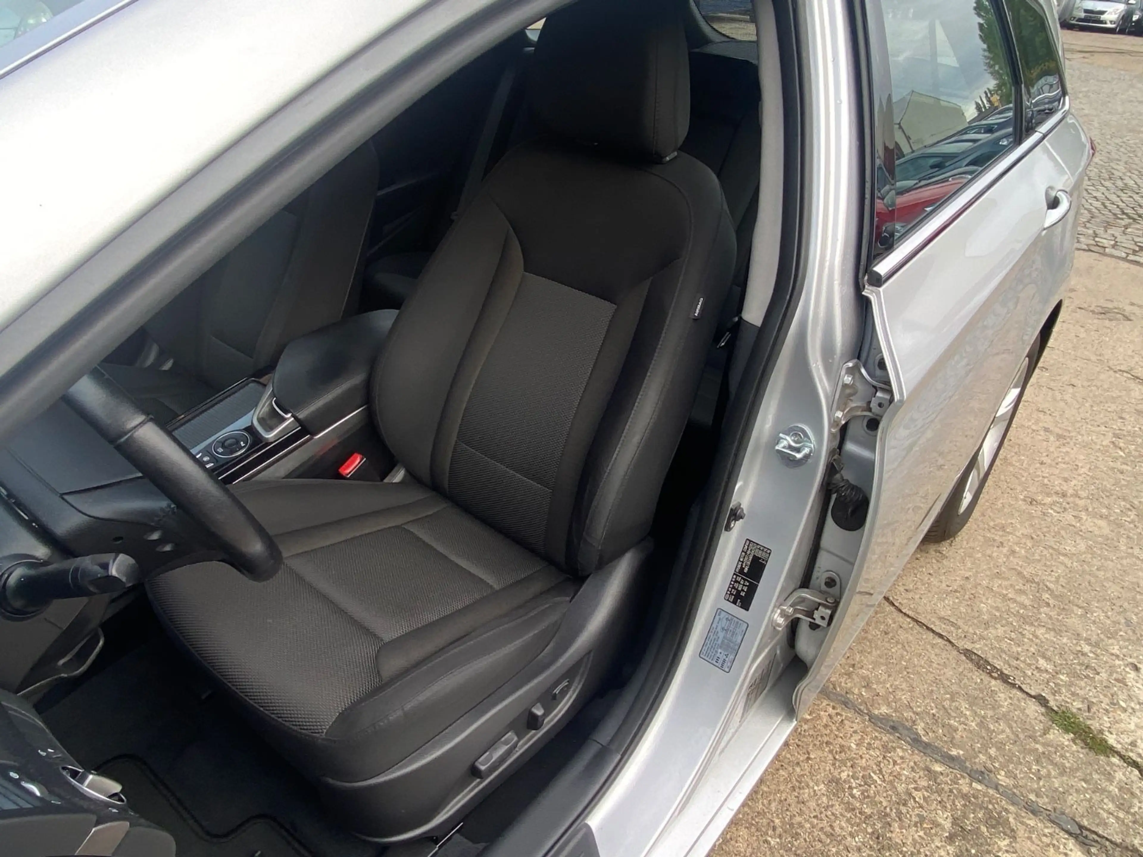 Hyundai i40 cw 5 Star Edition Sitzheizung+PDC+Allwetter — photo 13