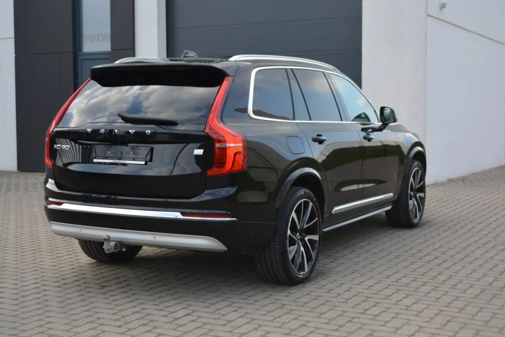 Volvo XC90 2.0 T8 Inscription Plug-in Hybrid 4WD - 392pk Zwart - 2