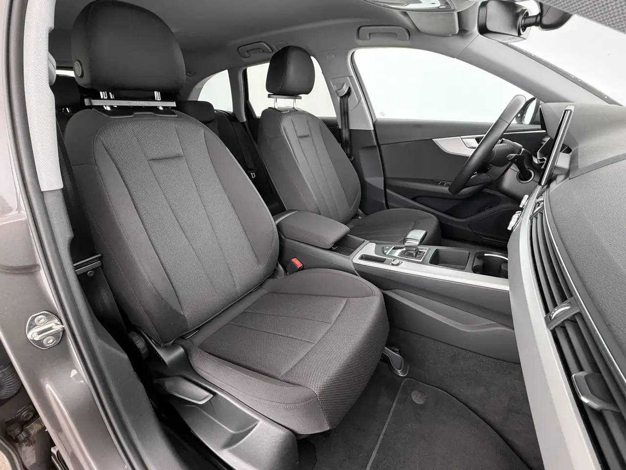Audi A4 Avant 35 TDI advanced Aut LED STANDHZG SITZHZG, миниатюра 15
