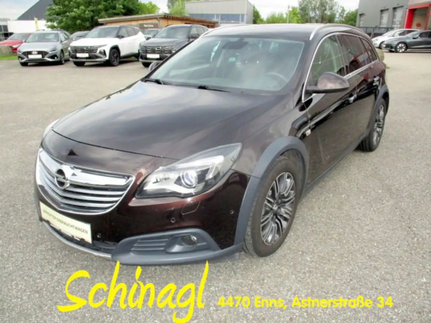 Opel Insignia Sports Tourer SW 4WD, AHK Braun - 1