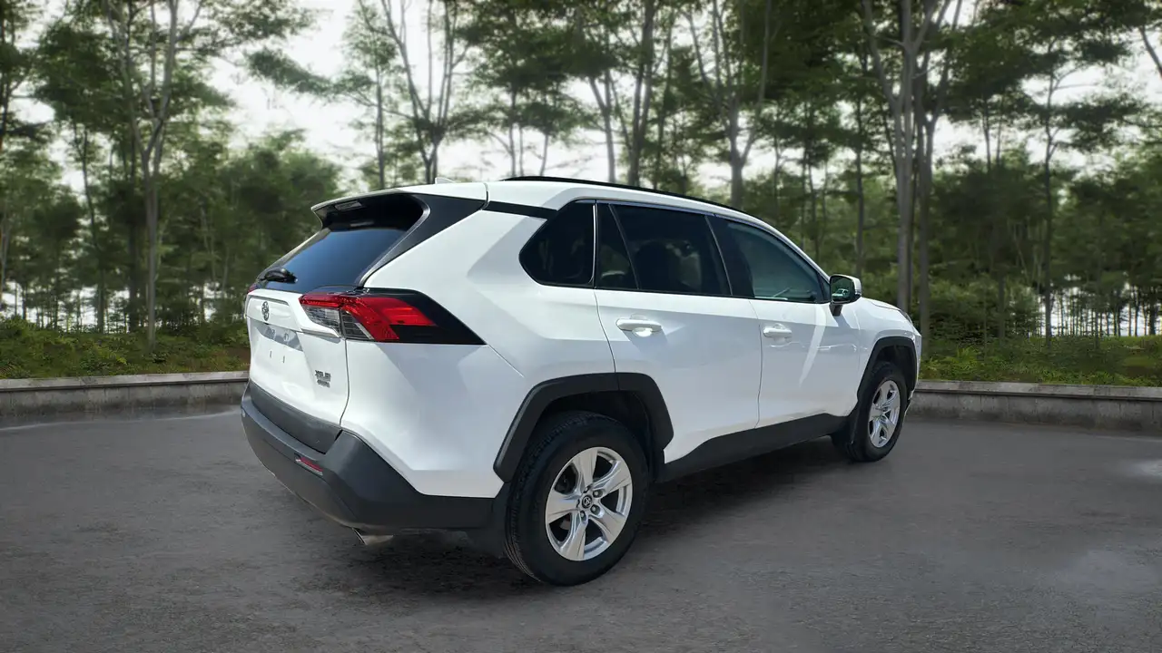 Toyota RAV 4 снимка Toyota RAV 4