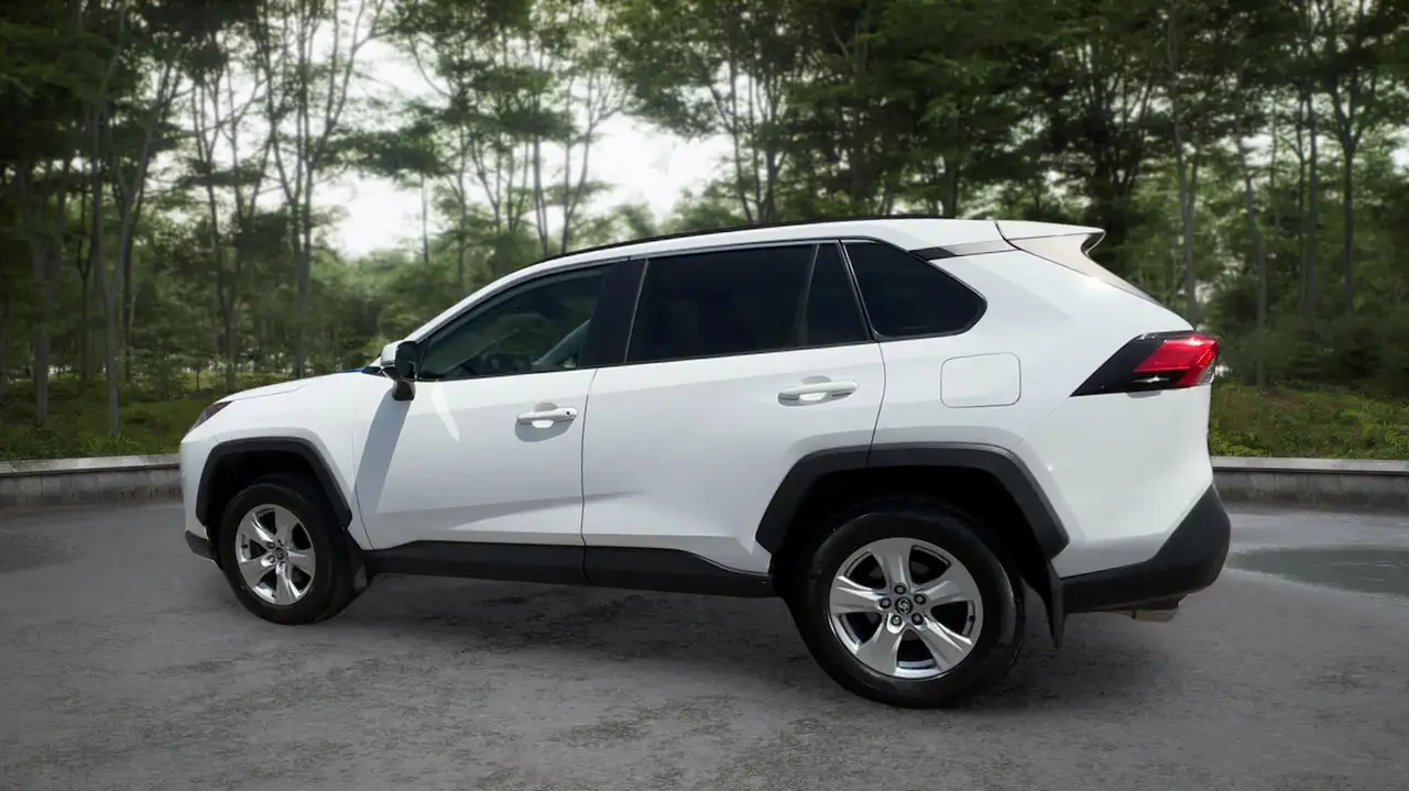 Toyota RAV 4 снимка Toyota RAV 4