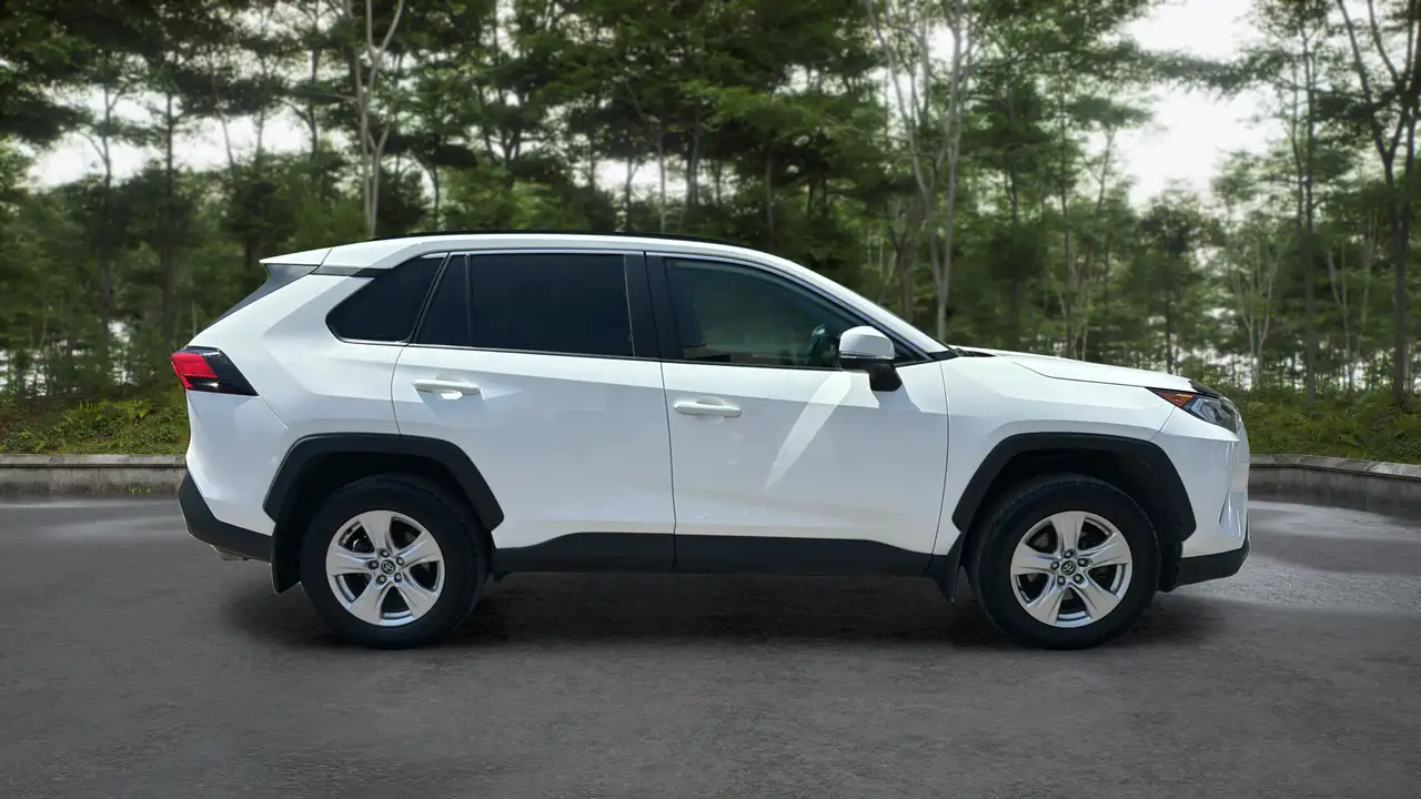 Toyota RAV 4 снимка Toyota RAV 4