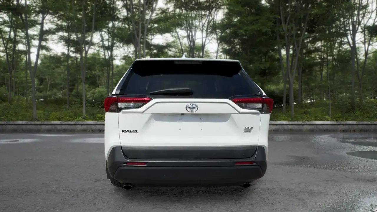 Toyota RAV 4 снимка Toyota RAV 4