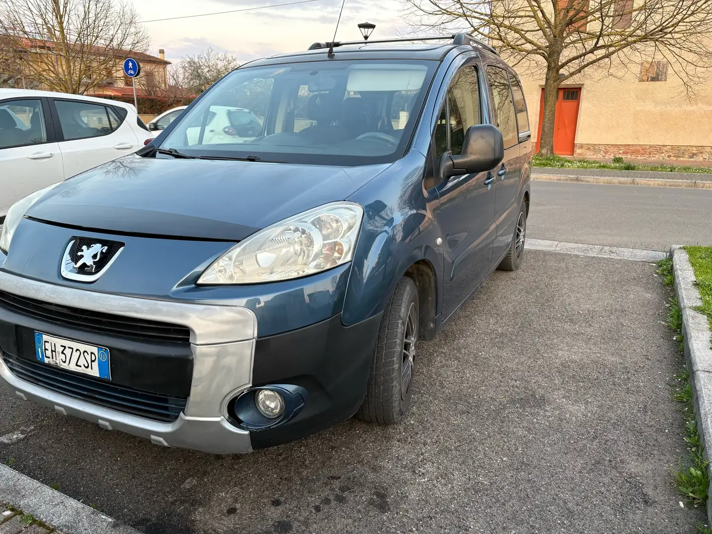 Peugeot Partner Tepee HDi FAP 110 Outdoor - 1