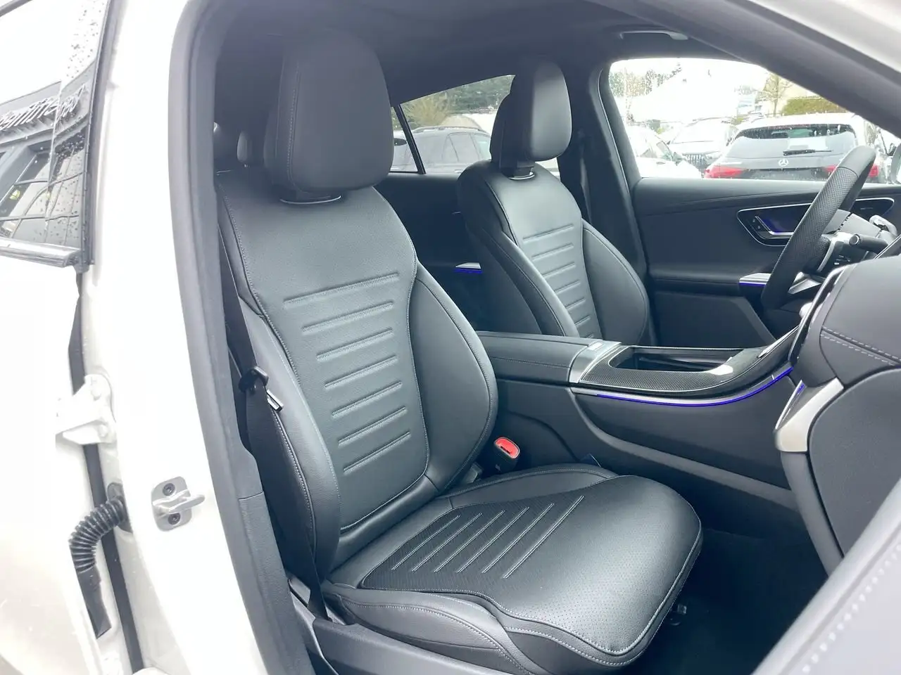 Mercedes-Benz GLC снимка Mercedes-Benz GLC