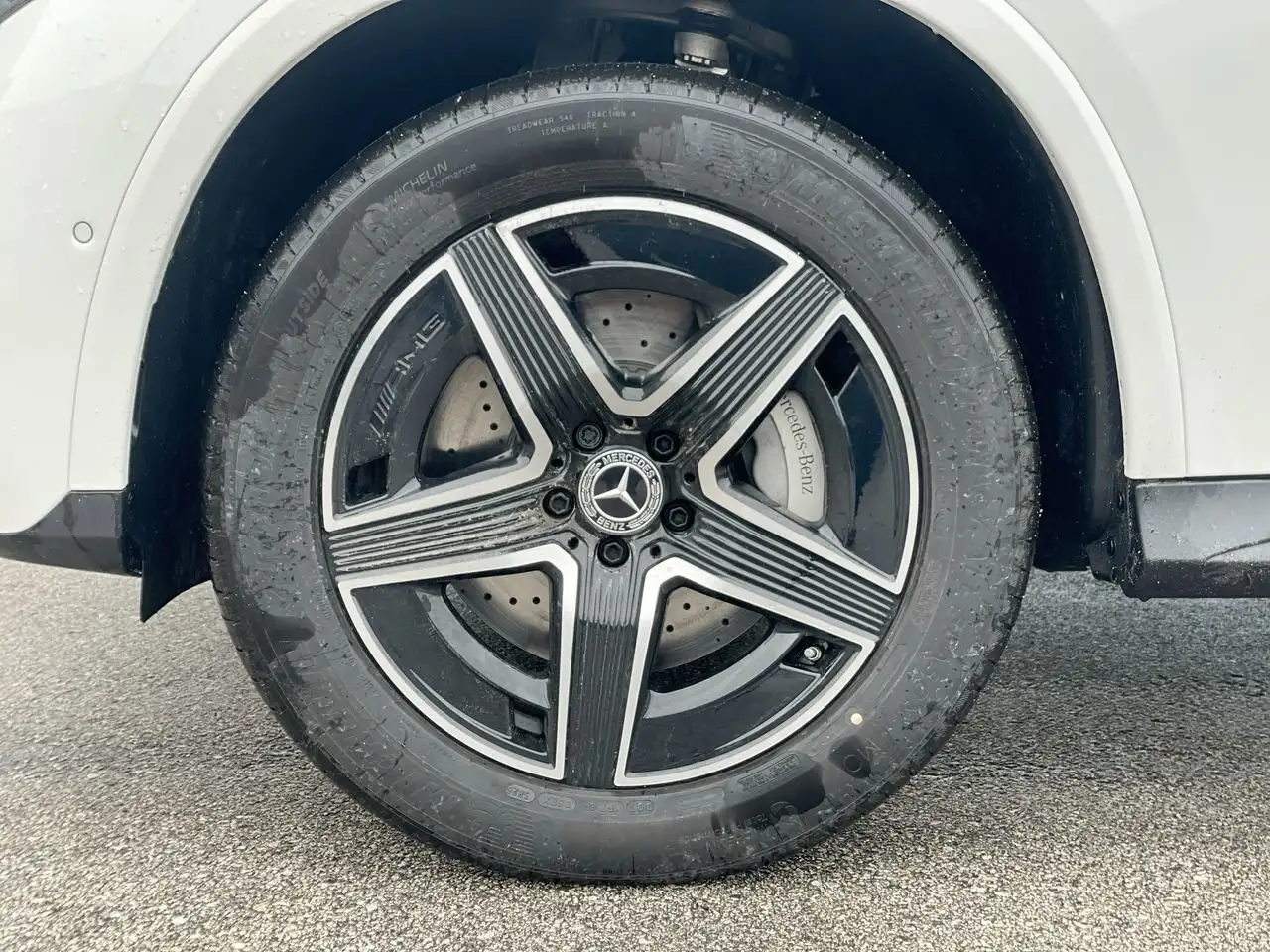 Mercedes-Benz GLC снимка Mercedes-Benz GLC