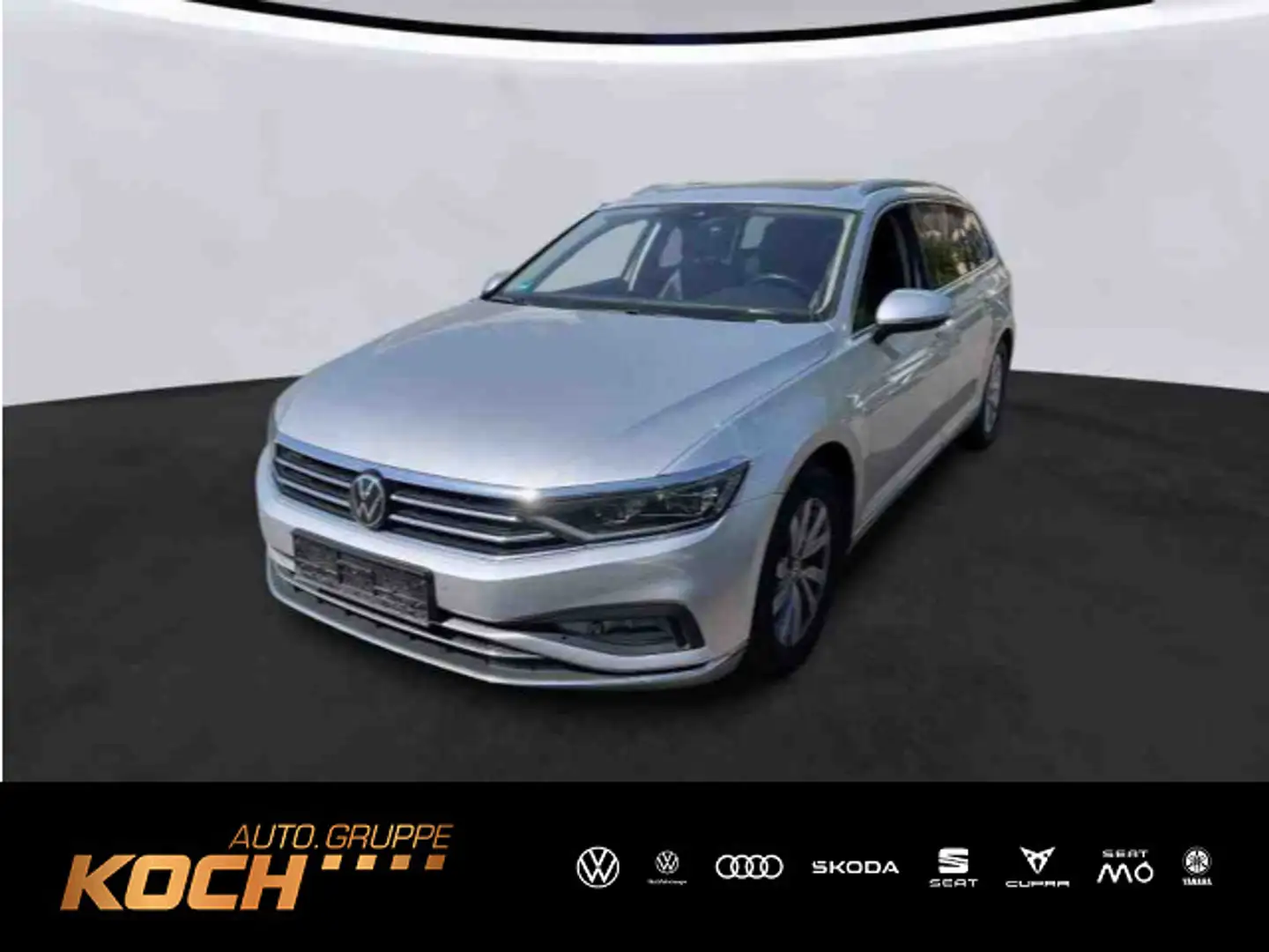 Volkswagen Passat Variant 1.5TSI Elegance LEDER DSG PANO LE Silber - 1