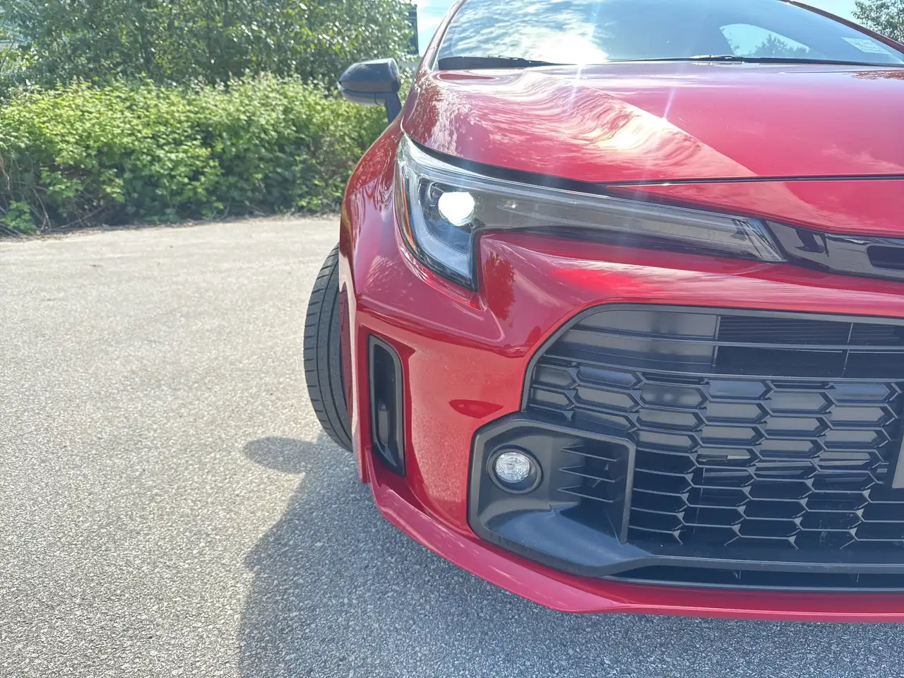 Toyota GR Corolla снимка Toyota GR Corolla