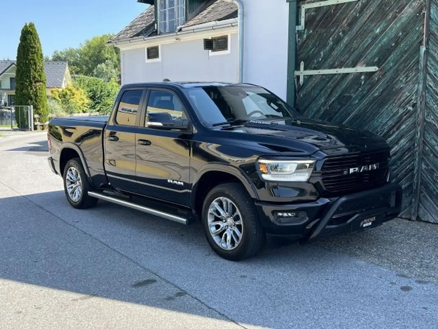 Dodge RAM RAM 1500 Laramie Sport Quad Cab Long Bed 5,7 L ... Schwarz - 1