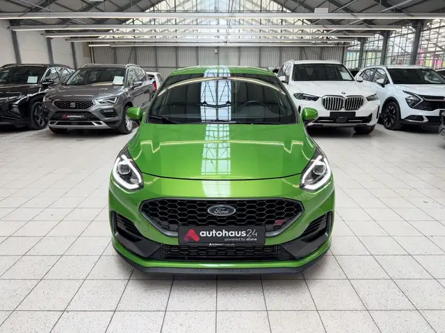 Ford Fiesta view 2