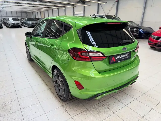 Ford Fiesta view 4