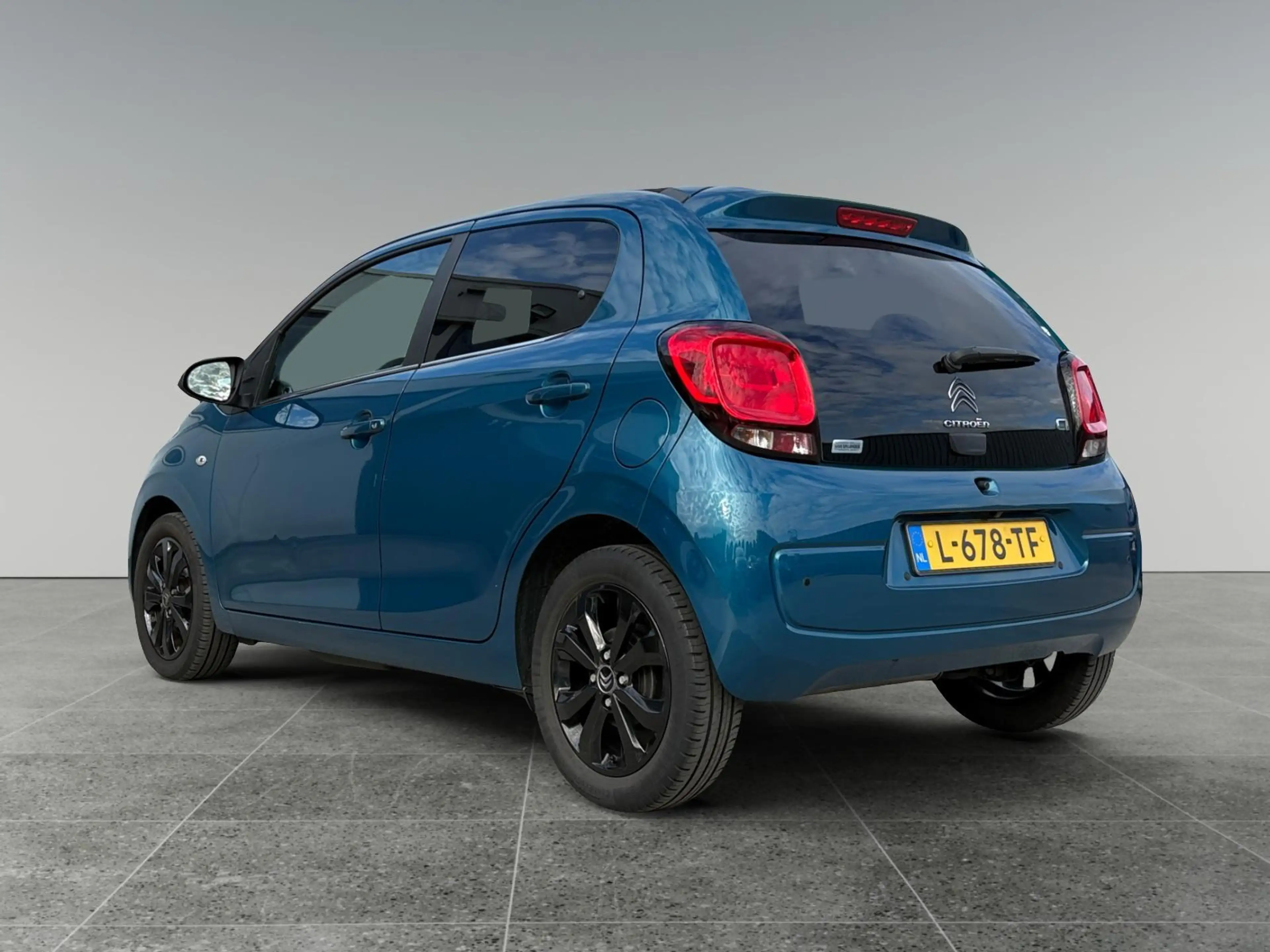 Citroen C1 Airscape Shine 1.0 e-VTi 72pk | CABRIODAK ZWART | — photo 8