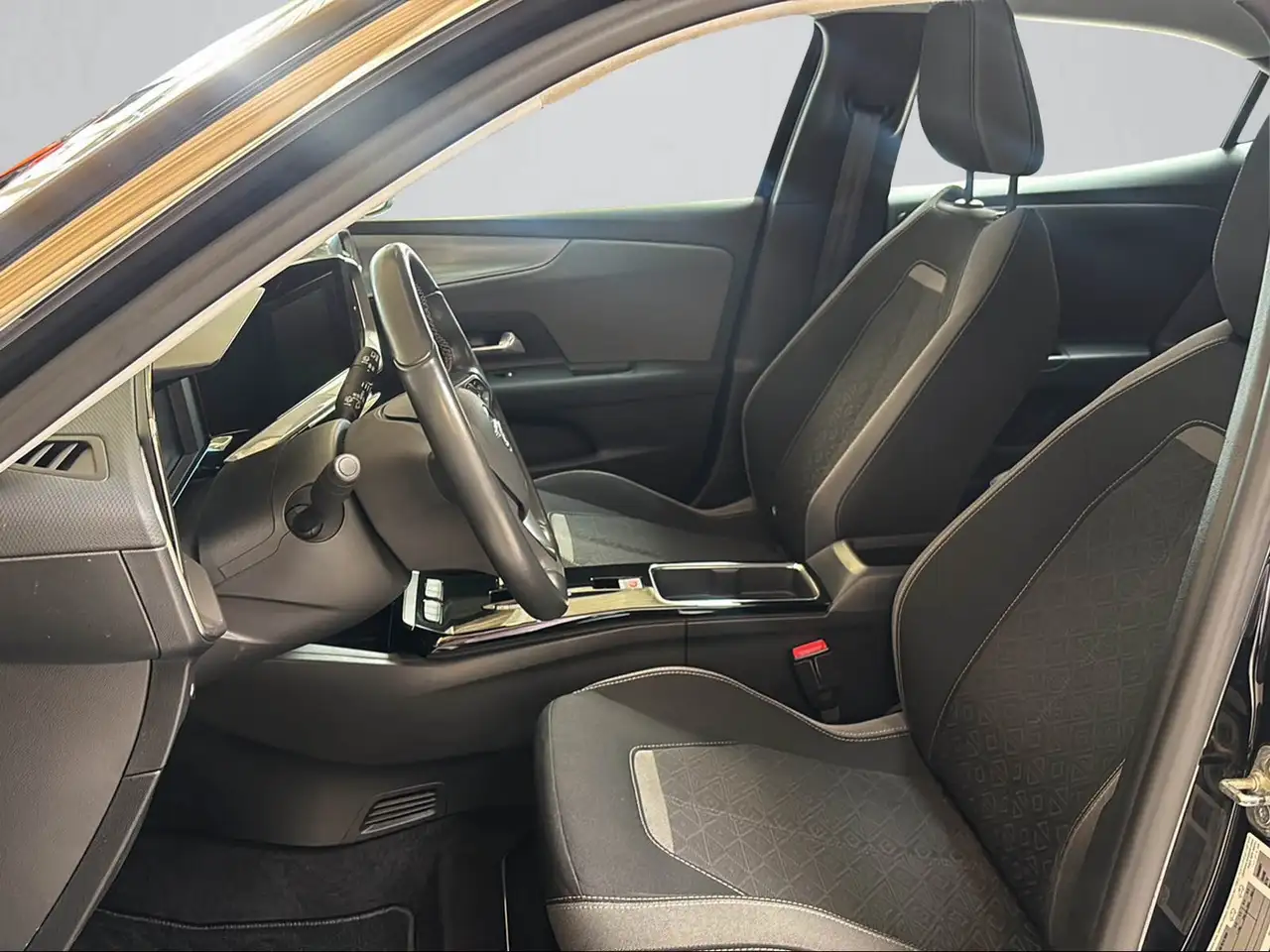 Opel Mokka-E Edition inkl. Allwetter / Kamera / Sitzheizung 9