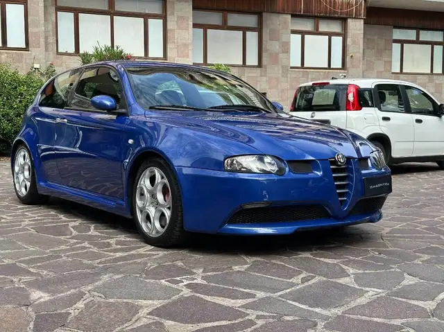 Alfa Romeo 147 3.2 GTA V6 3p