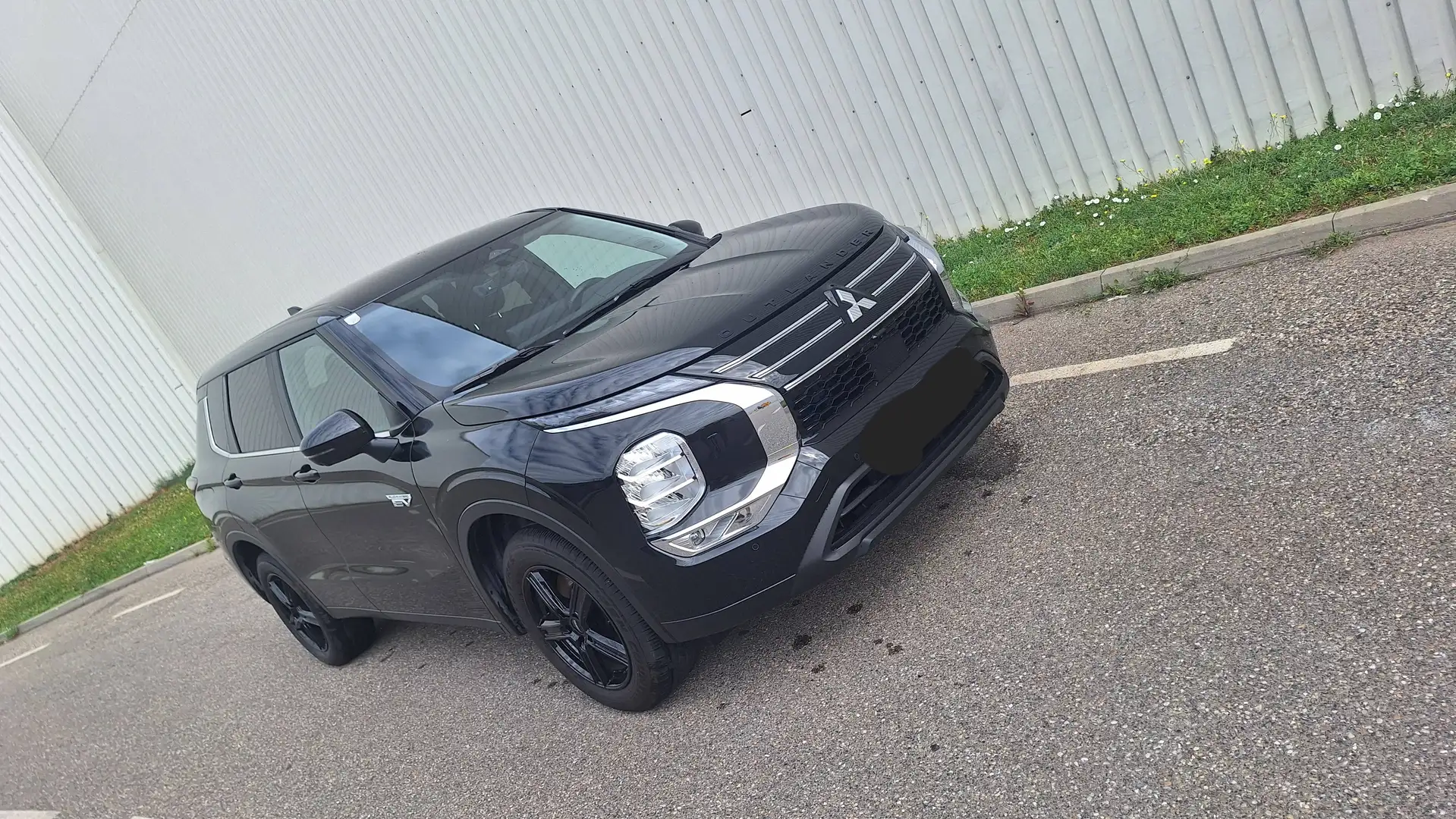 Mitsubishi Outlander Outlander 2,4 PHEV S-AWC Invite Invite Schwarz - 1