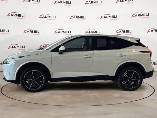 Nissan Qashqai view 2