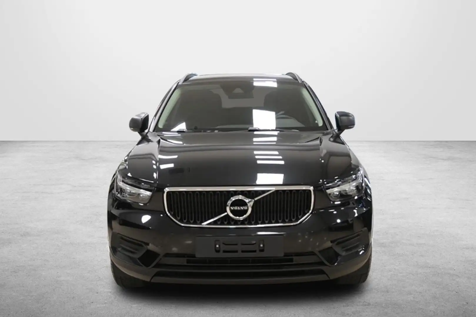 Volvo XC40 T2 129CV 6M. MOMENTUM CORE MY21 KM 32000 IMM 12/21 - 2