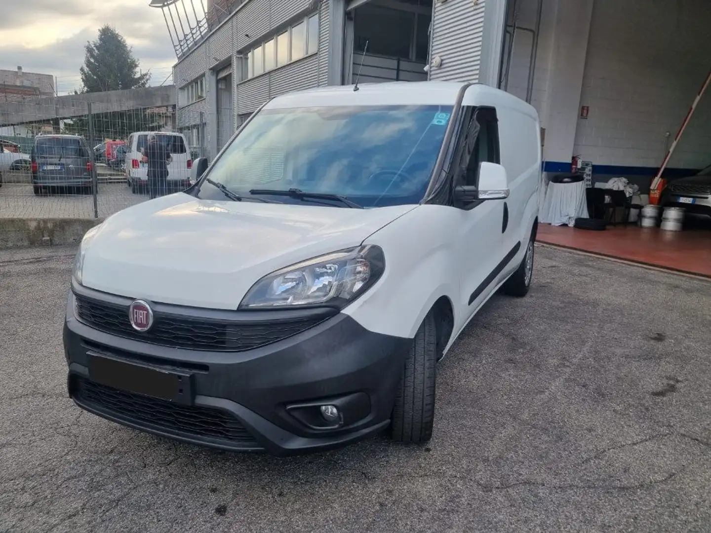 Fiat Doblo Doblò 1.4 T-Jet 16V Natural Power Easy MAXI Bianco - 1