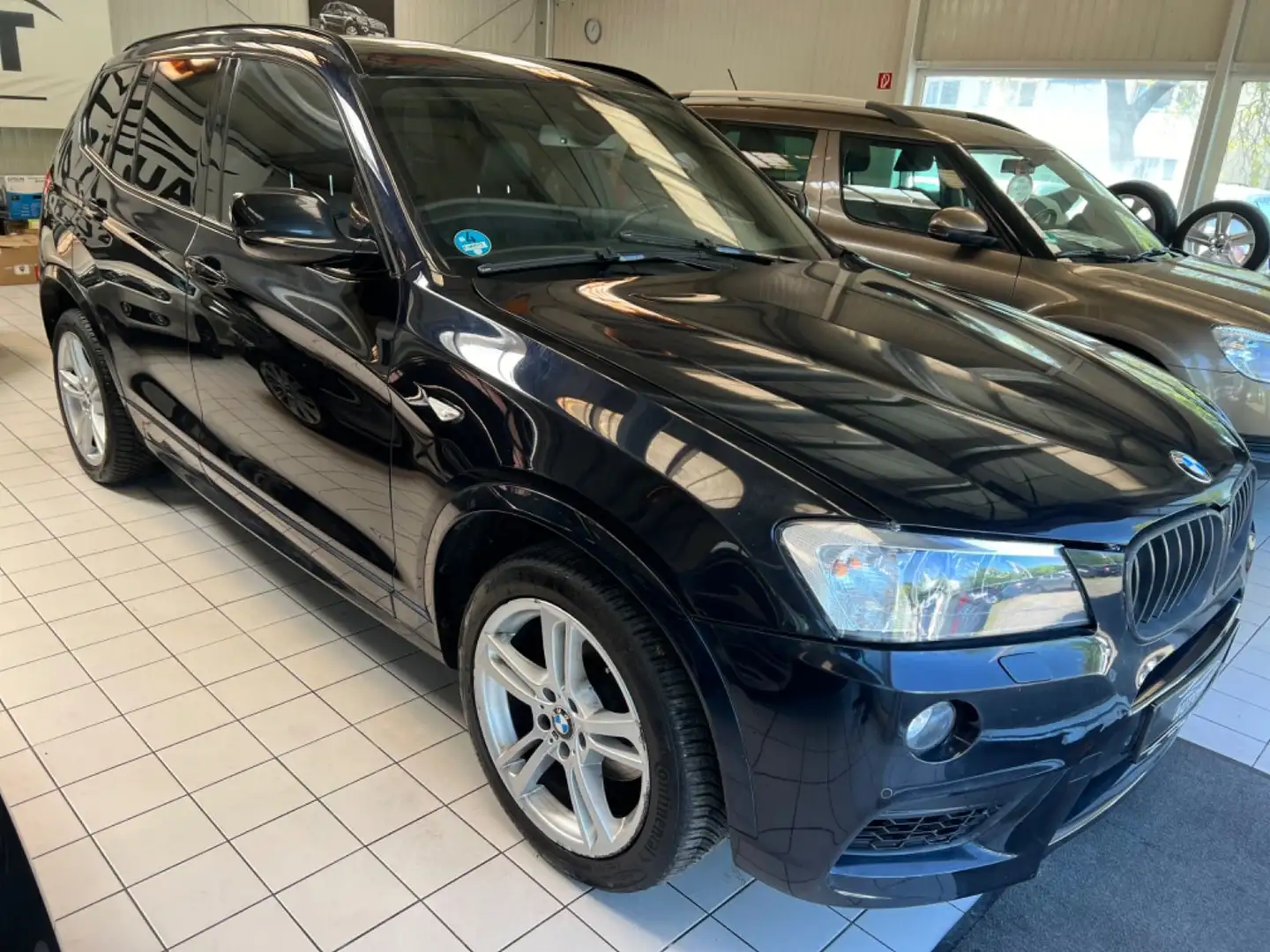 BMW X3 M xDrive 35 d*TÜVneu*Service*313ps*Voll Schwarz - 1