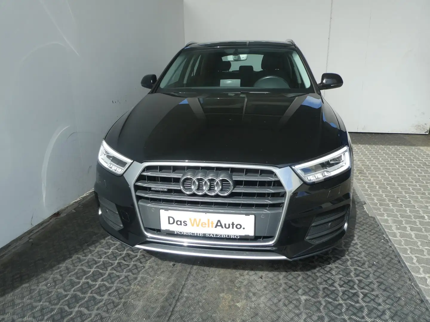 Audi Q3 2.0 TDI quattro intense Noir - 2