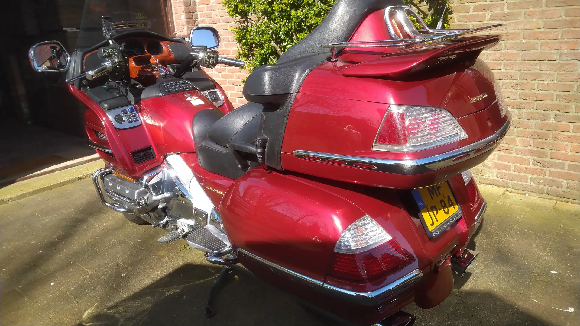Honda GL 1800 TOUR DE LUXE Piros - 2
