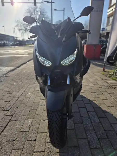 Yamaha X-Max 300 - foto 5