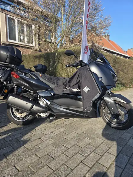 Yamaha X-Max 300 - foto 8