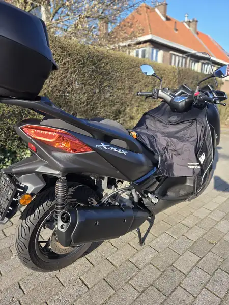 Yamaha X-Max 300 - foto 3