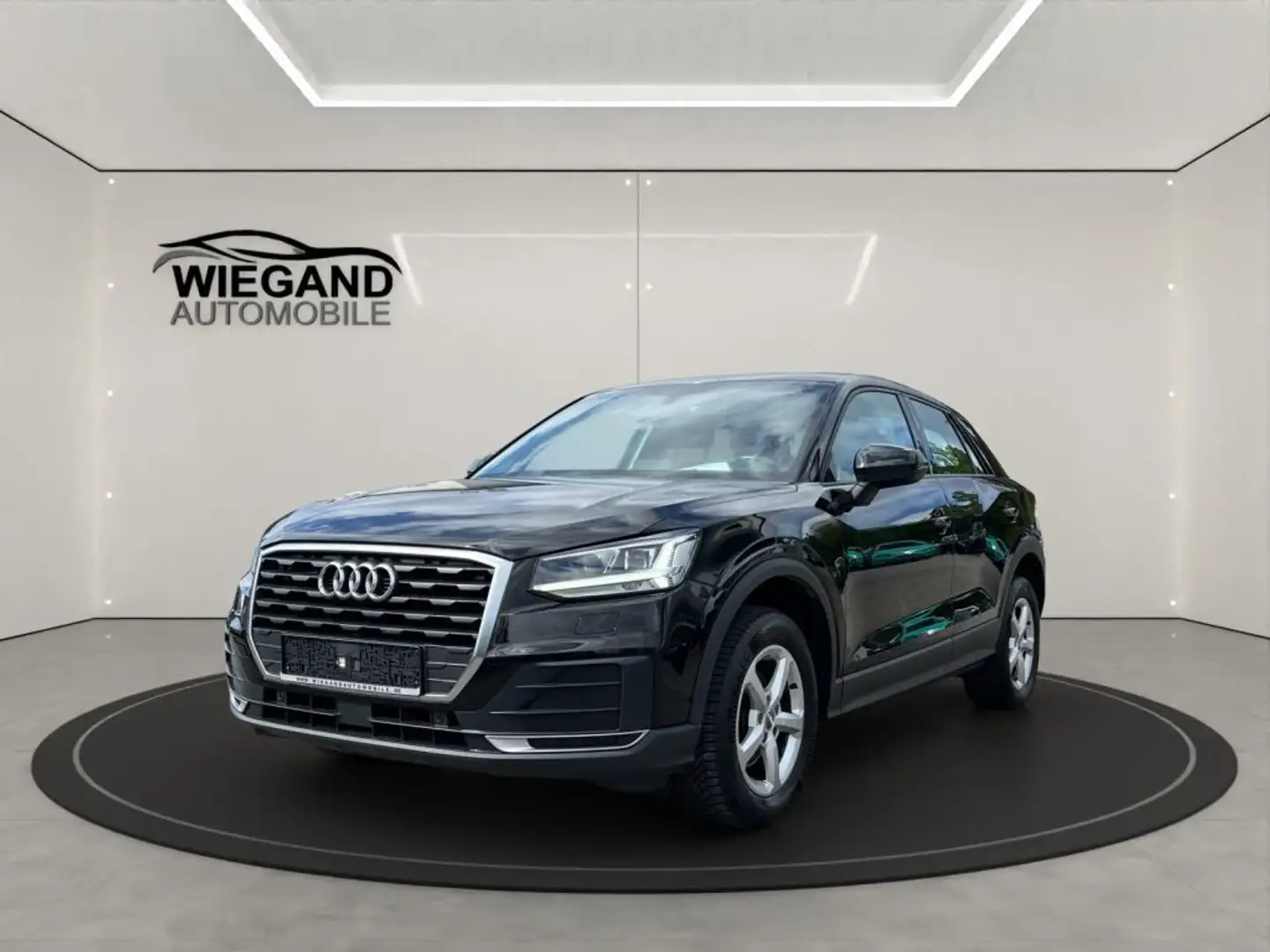 Audi Q2 35 TFSI+MMI NAVI+LED+PDC+SITZHEIZUNG+METALLIC Schwarz - 1