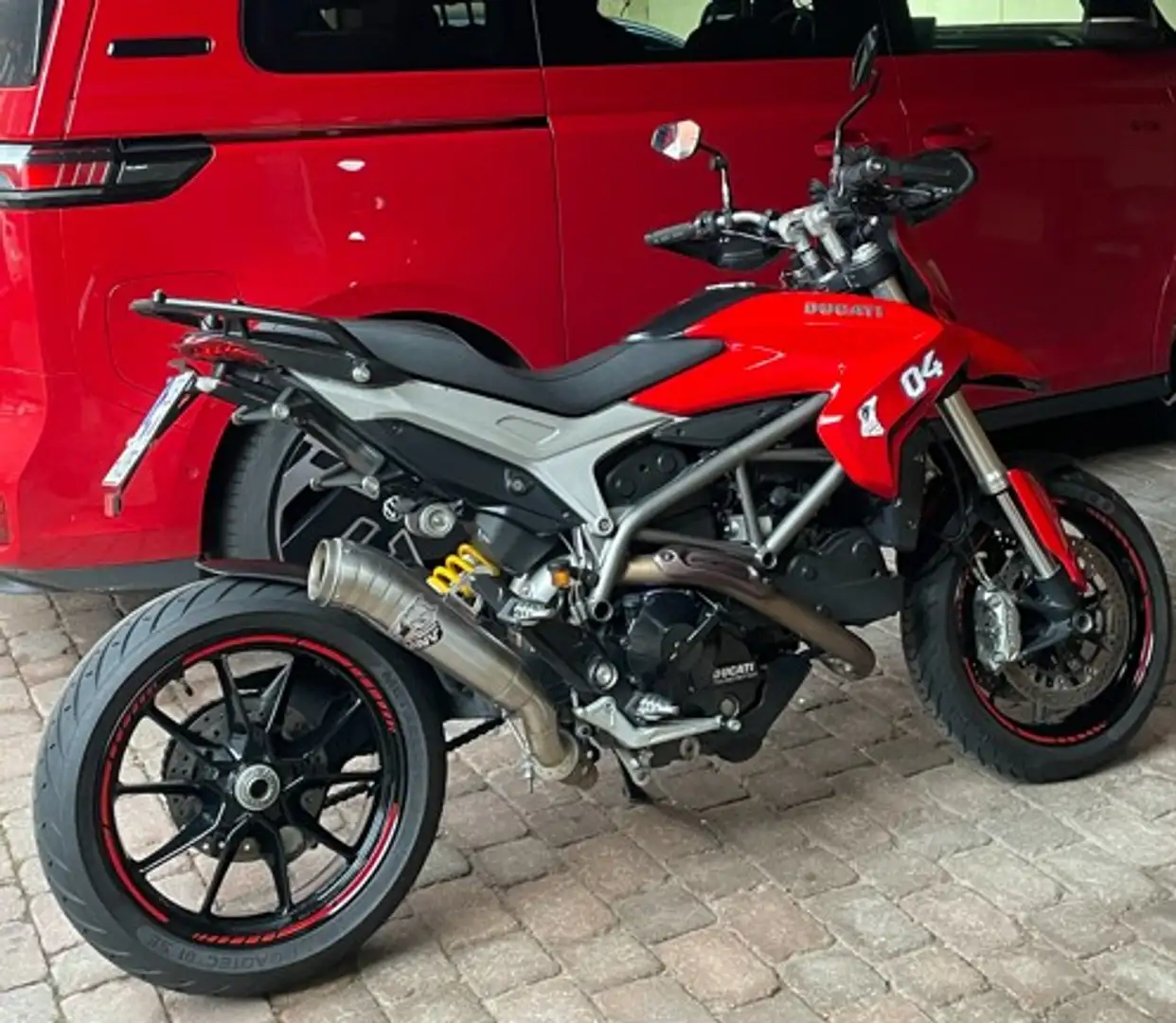 Ducati Hyperstrada Rojo - 1